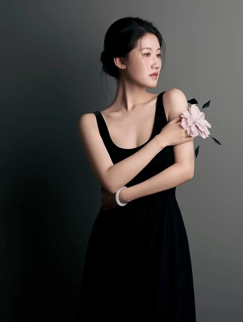 Khám phá ảnh avatar đẹp cho con gái ngầu thể hiện cá tính riêng