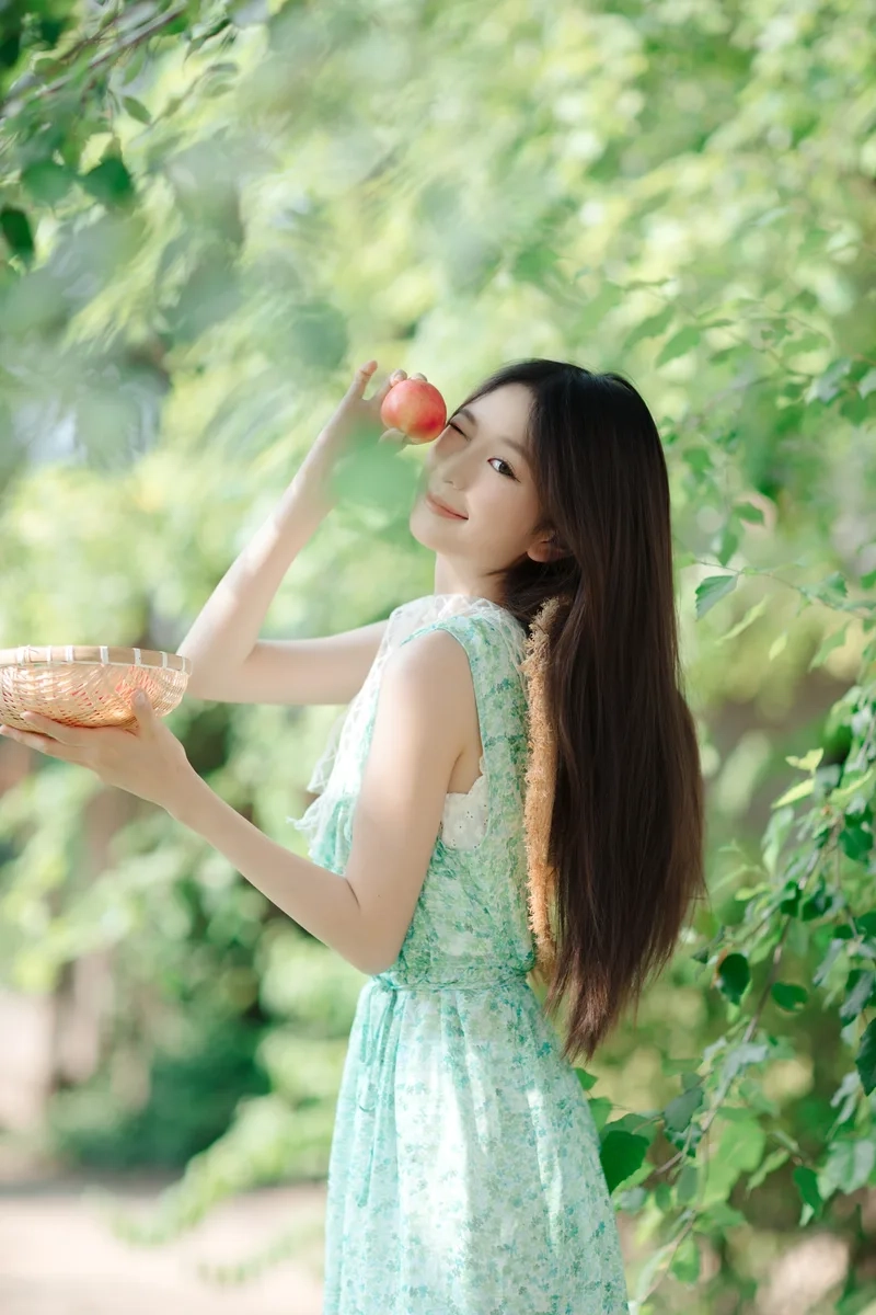 Mỉm cười cùng Hình gái Trung Quốc cười tươi rạng rỡ