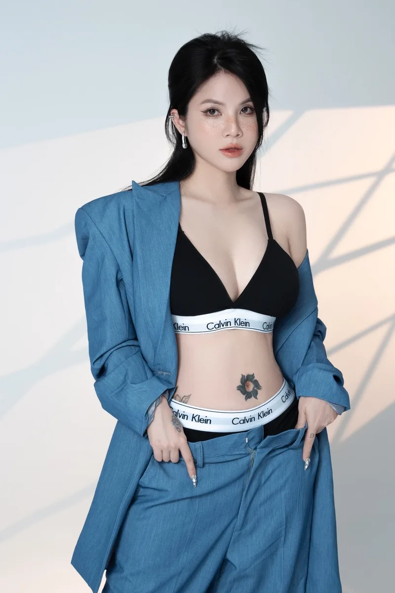 Quyến rũ và thu hút với body của gái xinh mỗi ngày