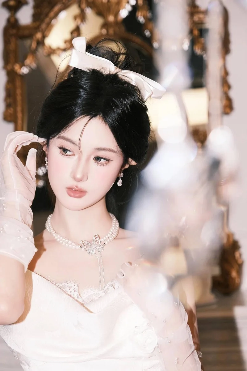 Gây ấn tượng mạnh bởi thần thái rạng ngời của Gái đẹp dễ thương