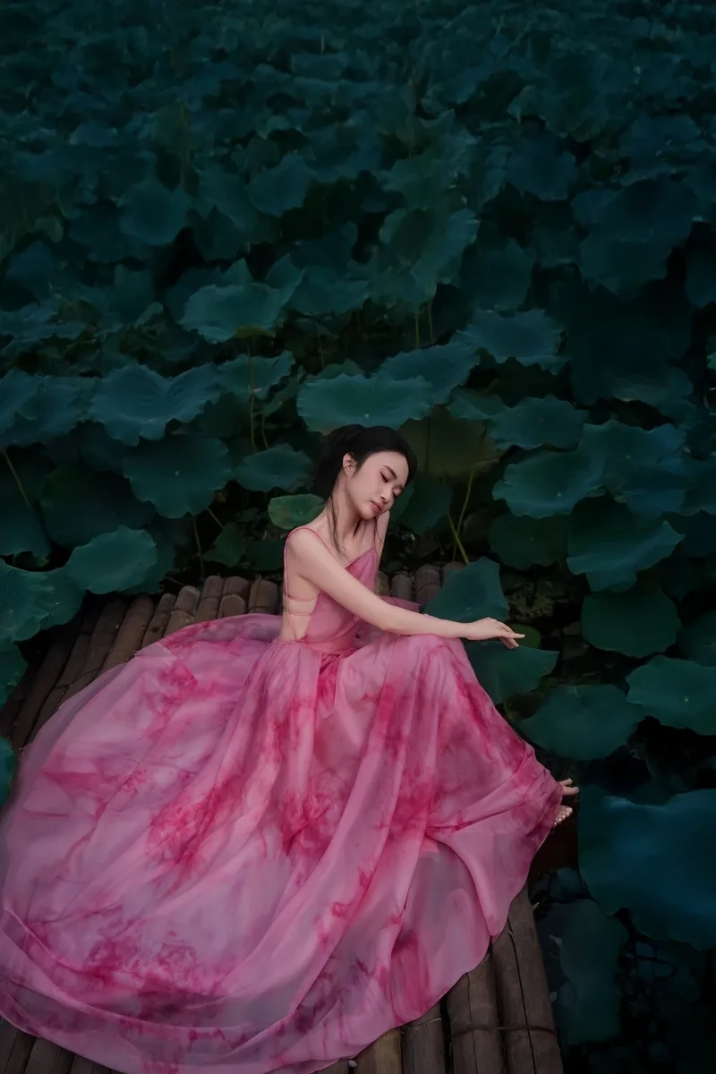 Gây ấn tượng mạnh với vẻ đẹp của những cô gái xinh nhất việt nam