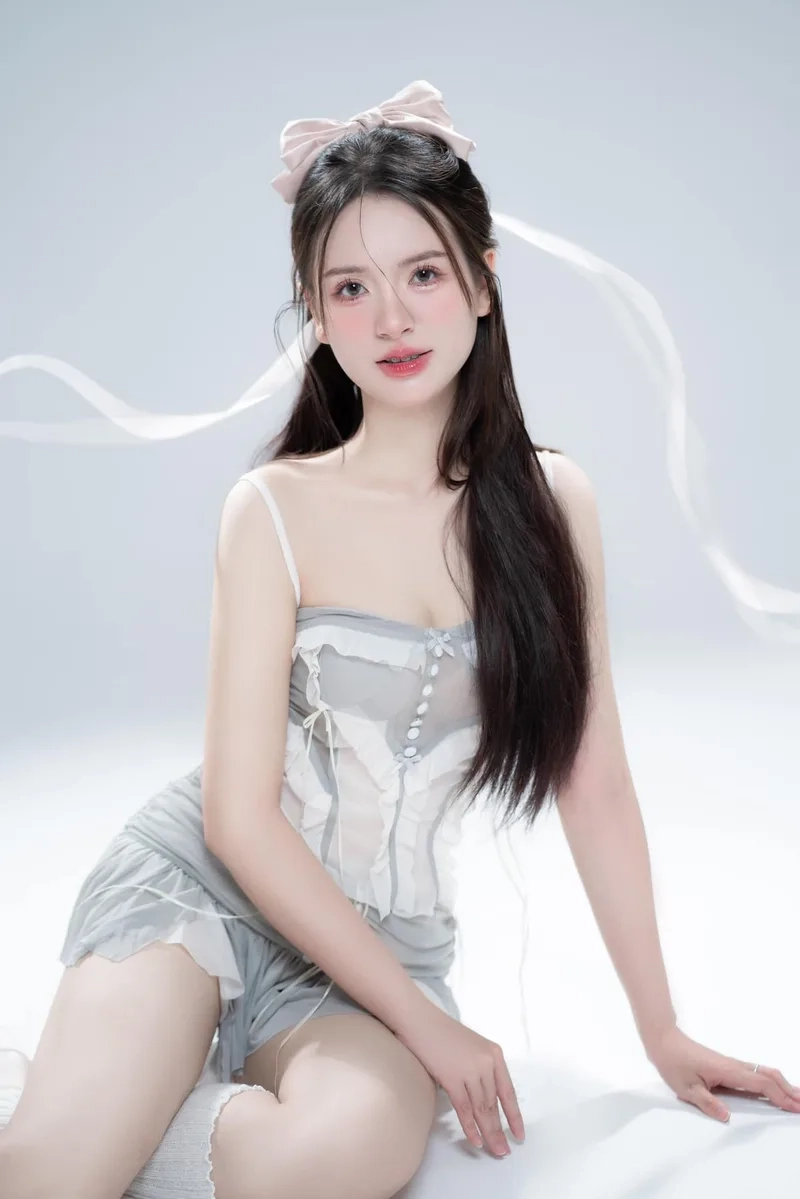 Đáng yêu hết nấc cùng Ảnh gái xinh tóc dài cute dễ thương