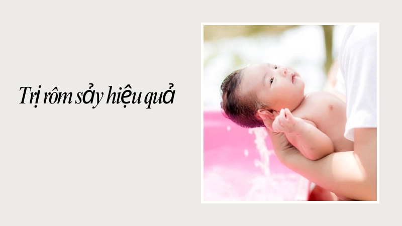 Tắm lá thảo dược giúp làm dịu da bé bị rôm sảy hiệu quả